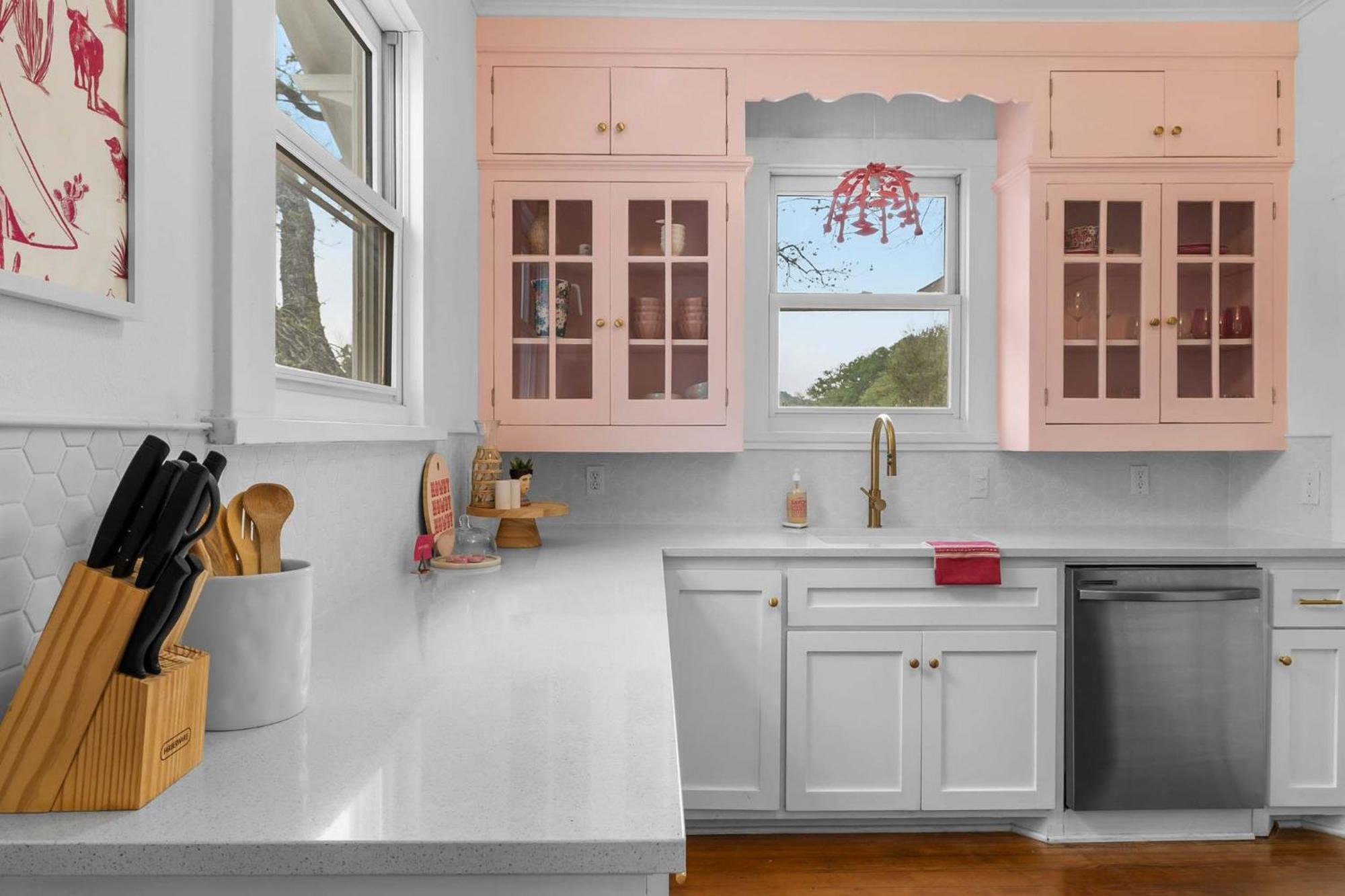 Pink Duchess - Mins To Main Hot Tub & Fire Pit Villa Fredericksburg Eksteriør bilde