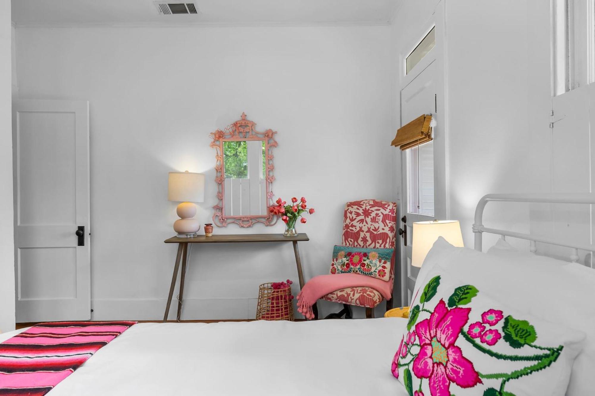 Pink Duchess - Mins To Main Hot Tub & Fire Pit Villa Fredericksburg Eksteriør bilde