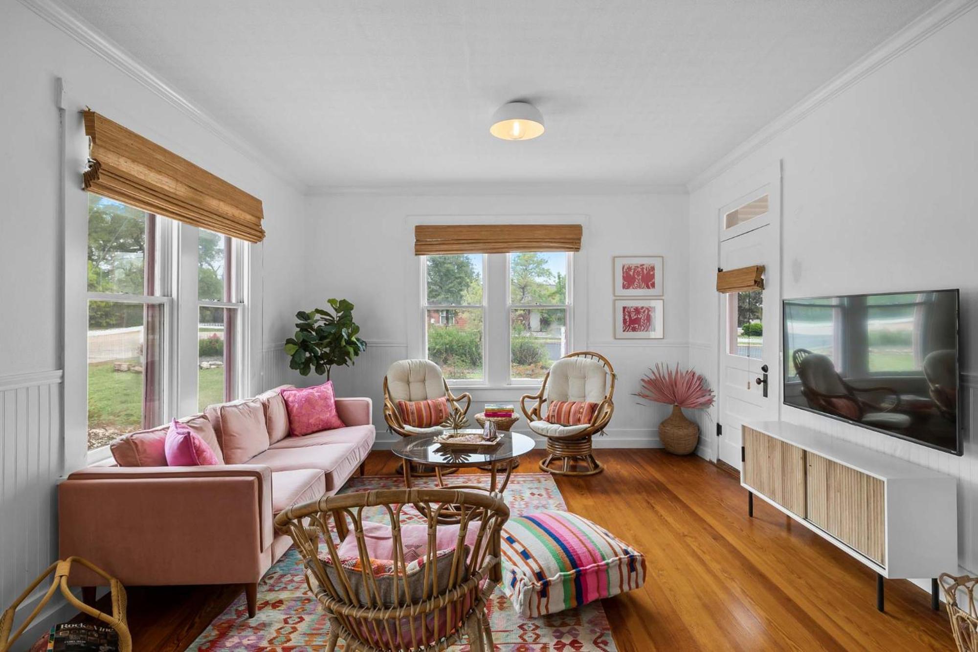 Pink Duchess - Mins To Main Hot Tub & Fire Pit Villa Fredericksburg Eksteriør bilde